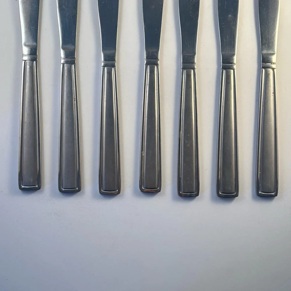 7 Piece Pfaltzgraff Everyday Chalfonte Knives Stainless Steel Glossy Outlined‎